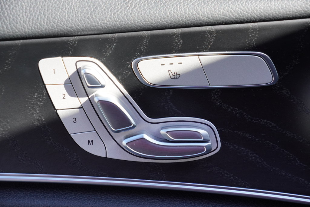 Used 2022 Mercedes-Benz E 350 Sedan image 14