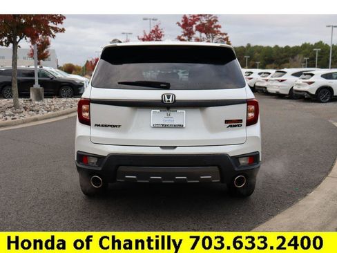 Certified 2022 Honda Passport TrailSport image 6