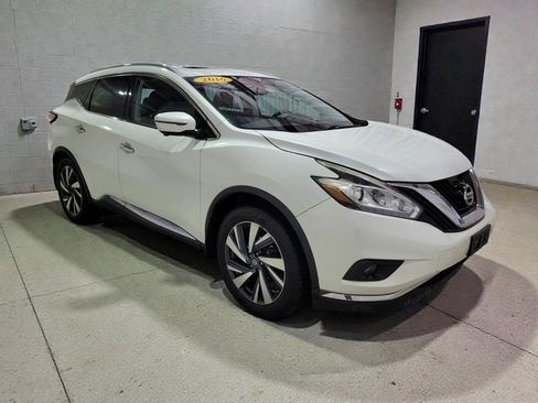 Used 2016 Nissan Murano Platinum image 2