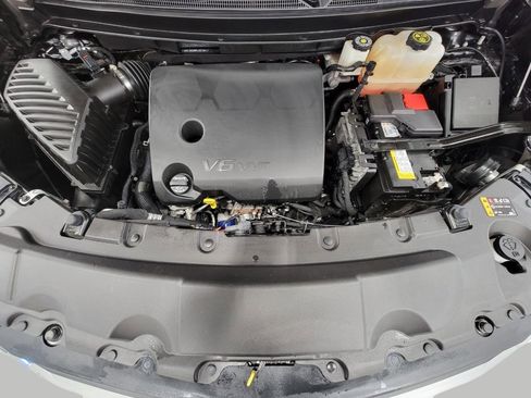 Certified 2023 Chevrolet Traverse LT w/ LPO, Floor Liner Package image 8