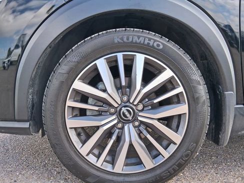 Used 2022 Nissan Kicks SV FWD image 9