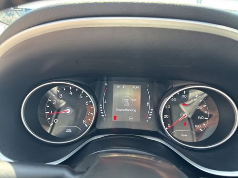 Used 2020 Jeep Compass Latitude FWD image 13