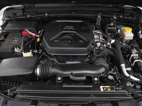 Used 2019 Jeep Wrangler Sport AWD/4WD image 27