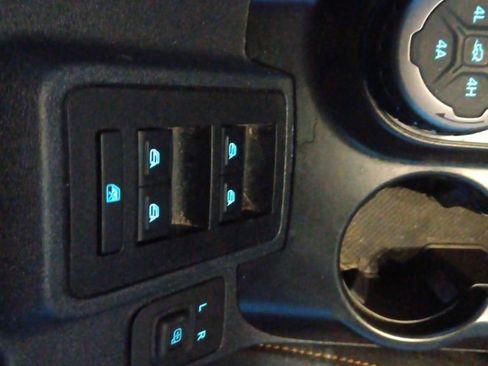 Used 2024 Ford Bronco Badlands AWD/4WD image 29