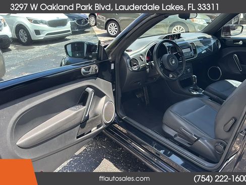 Used 2013 Volkswagen Beetle 2.0T FWD image 44