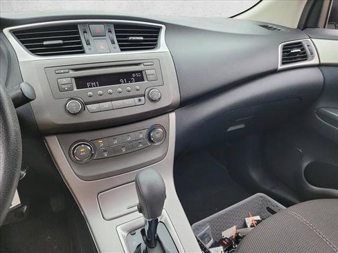 Used 2014 Nissan Sentra S FWD image 21
