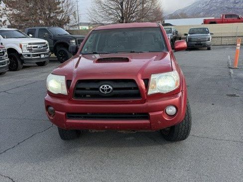 Used 2010 Toyota Tacoma 4x4 Double Cab image 2