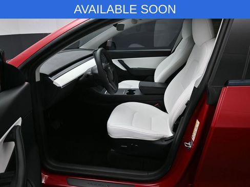 Used 2021 Tesla Model Y Long Range AWD/4WD image 9