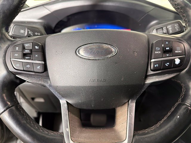 Used 2020 Ford Explorer Platinum w/ Premium Technology Package AWD/4WD image 23