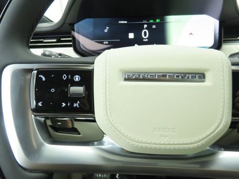 New 2026 Land Rover Range Rover SE image 12
