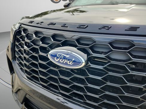 New 2026 Ford Explorer ST-Line image 22