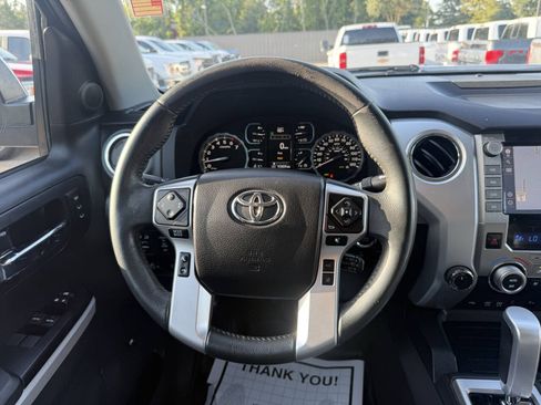 Used 2021 Toyota Tundra Platinum AWD/4WD image 22