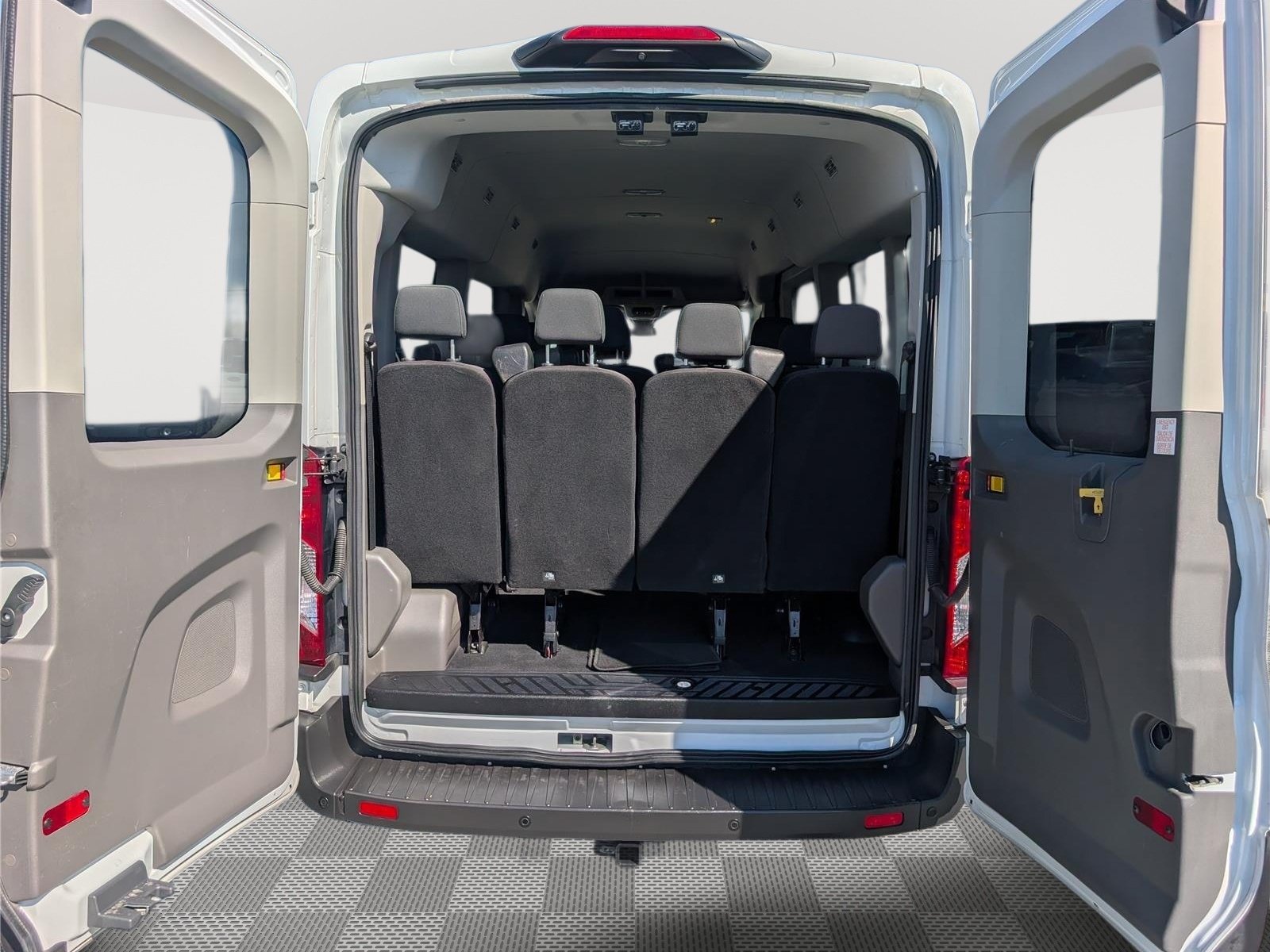 Used 2020 Ford Transit 350 XLT RWD image 14