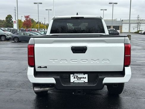 New 2025 Toyota Tacoma TRD Off-Road image 29
