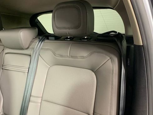 New 2025 Lincoln Corsair Premiere w/ Equipment Group 101A image 28