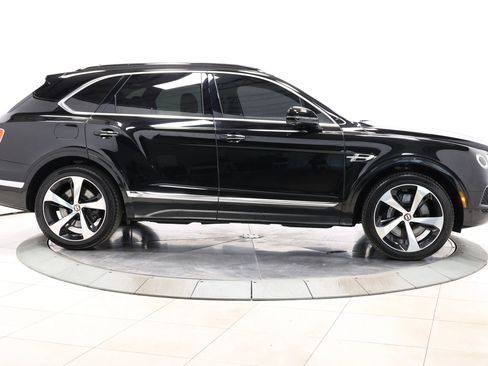Used 2019 Bentley Bentayga AWD/4WD image 83