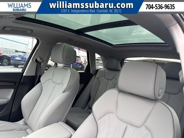 Used 2024 Audi Q5 2.0T Premium Plus w/ Premium Plus Package AWD/4WD image 21