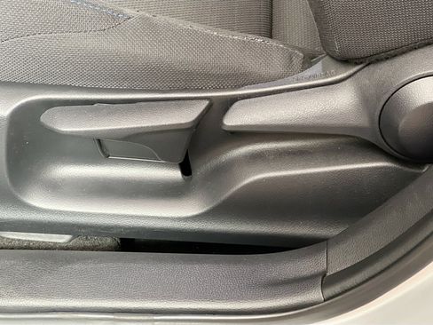 Used 2021 Toyota Corolla SE image 14