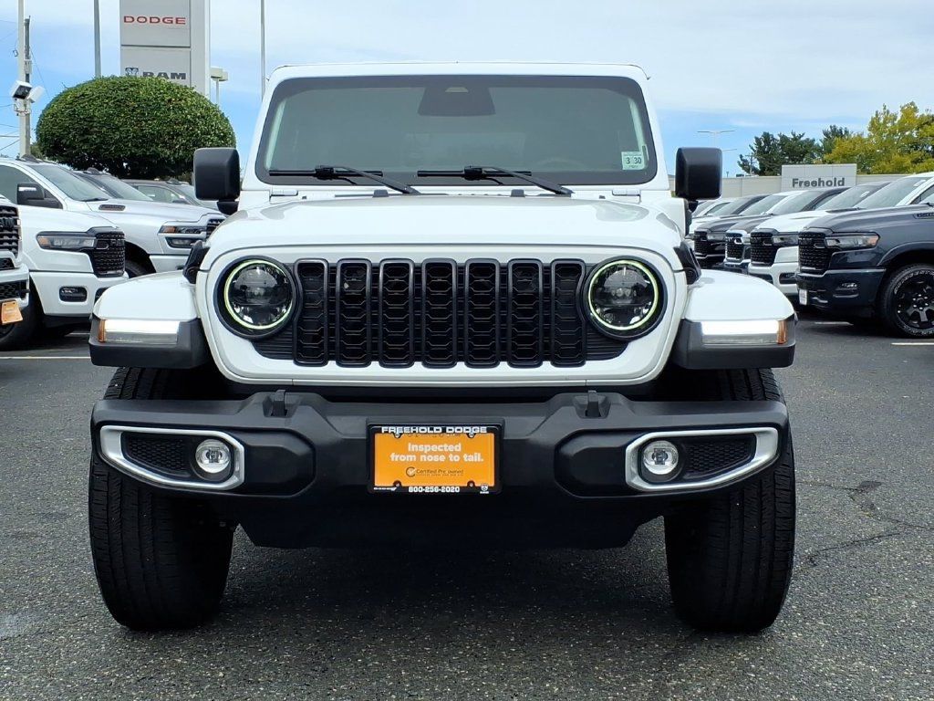 Certified 2025 Jeep Wrangler Unlimited Sahara AWD/4WD image 2