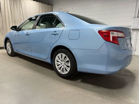 Used 2014 Toyota Camry LE FWD image 5