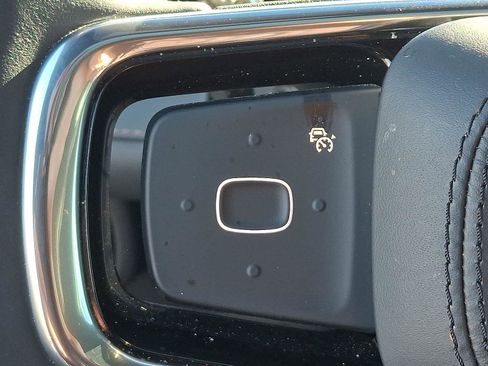 Used 2024 Lincoln Nautilus Reserve w/ Equipment Group 203A image 22