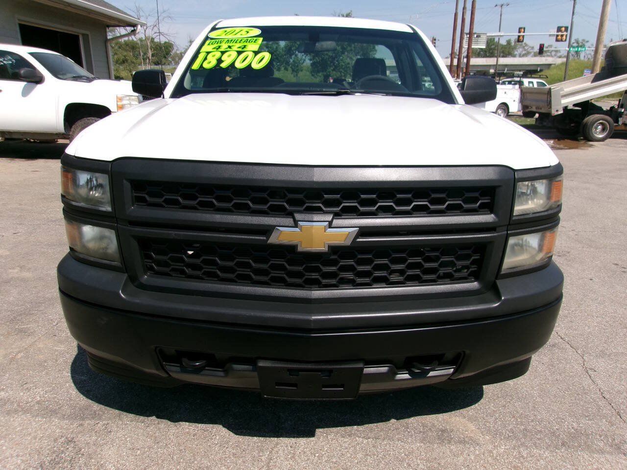 Used 2015 Chevrolet Silverado 1500 W/T w/ Trailering Package AWD/4WD image 8