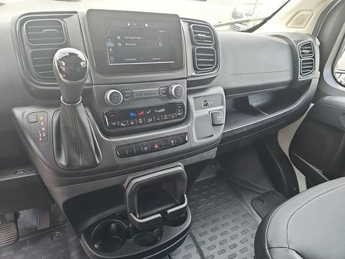Used 2025 RAM ProMaster 2500 w/ Convenience Group FWD image 22