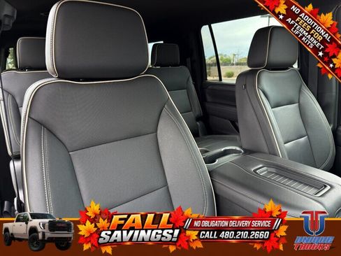 Used 2024 GMC Yukon XL SLT w/ SLT Luxury Package AWD/4WD image 29