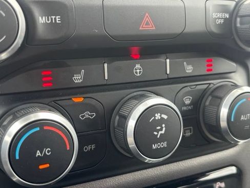 Used 2022 RAM 1500 Big Horn AWD/4WD image 31