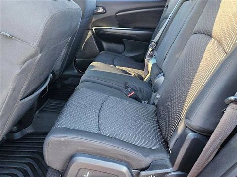 Used 2015 Dodge Journey American Value Package w/ Flexible Seating Group FWD image 16