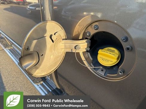 Used 2014 GMC Sierra 1500 SLT w/ Driver Alert Package image 10