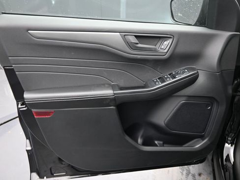 New 2026 Ford Escape Active image 15