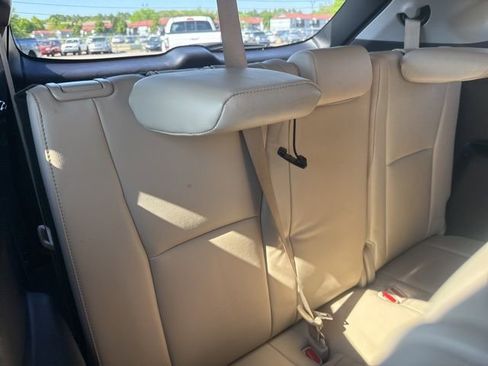 Used 2020 Toyota Highlander Platinum FWD image 18