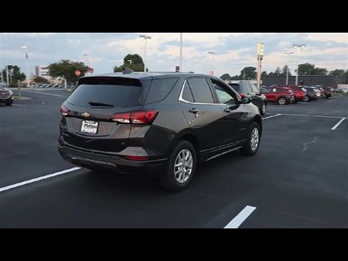 Used 2022 Chevrolet Equinox LT FWD image 8