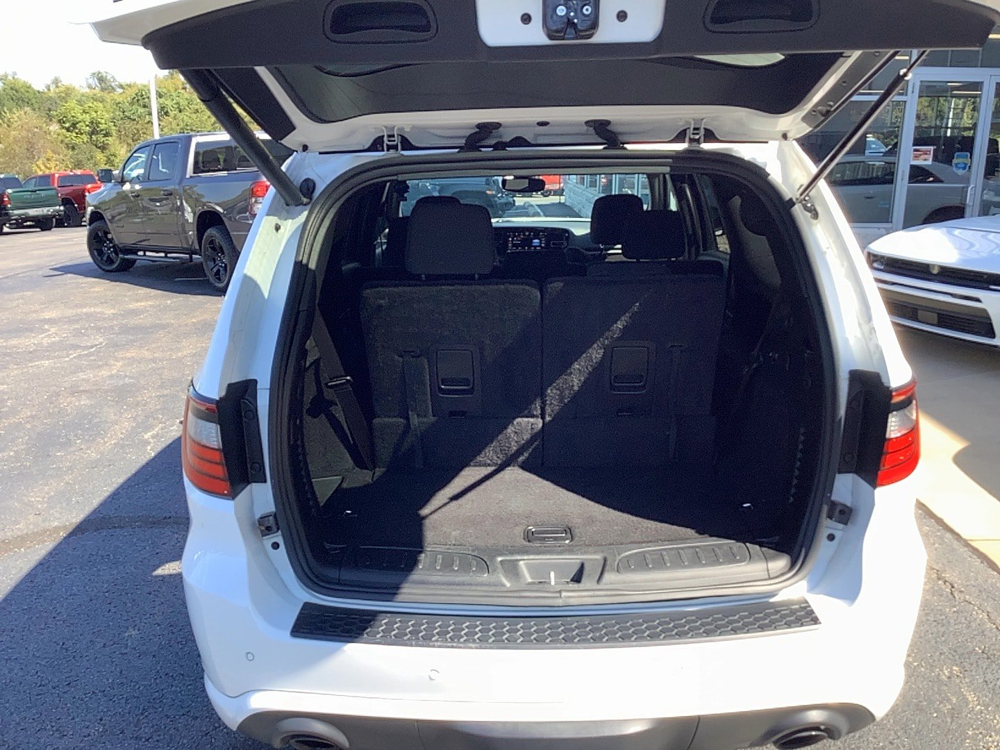 Certified 2026 Dodge Durango GT w/ Tow 'N Go Package AWD/4WD image 5