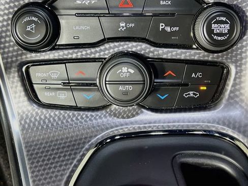 Used 2016 Dodge Challenger SRT Hellcat RWD image 23