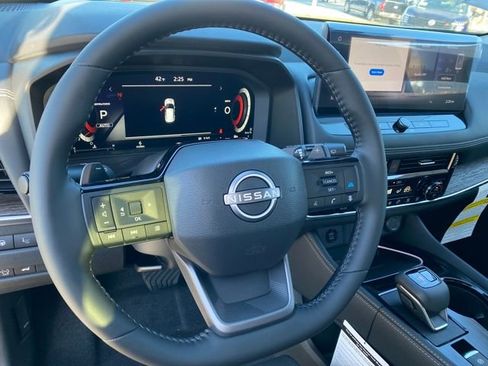 New 2026 Nissan Rogue Platinum w/ Platinum Premium Package image 12