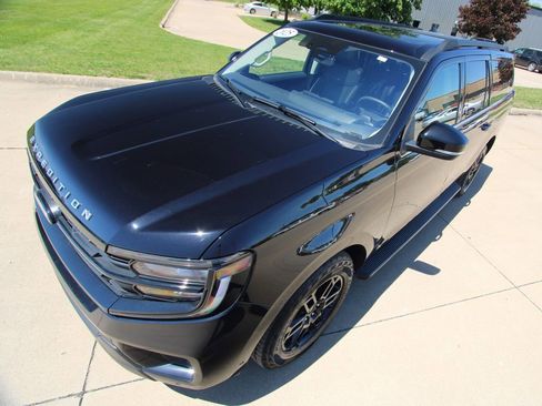 Used 2025 Ford Expedition Max Active AWD/4WD image 20