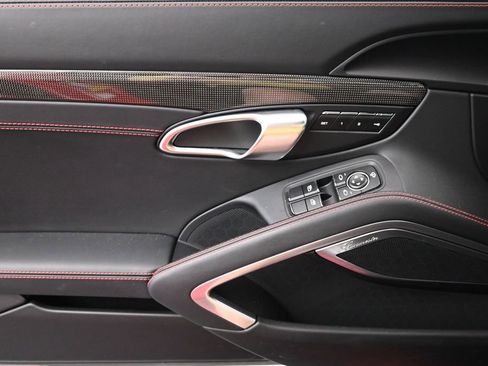 Certified 2025 Porsche 718 Cayman GTS RWD image 12