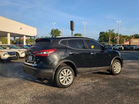 Certified 2020 Nissan Rogue Sport SV FWD image 4