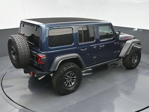 Used 2025 Jeep Wrangler Unlimited Rubicon w/ XTREMEE 35" Tire Package AWD/4WD image 33