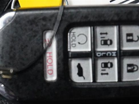 Used 2018 Honda Odyssey EX image 24