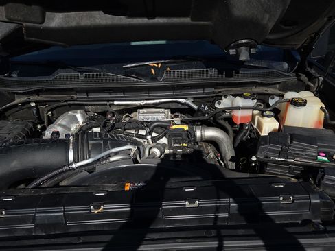 Used 2022 Chevrolet Silverado 3500 High Country image 29