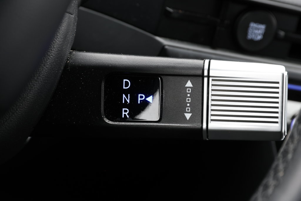 Used 2025 Hyundai Santa Fe Calligraphy AWD/4WD image 24