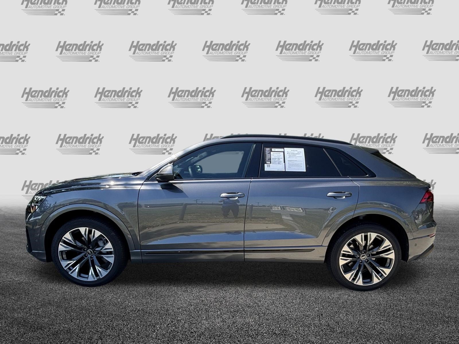 Certified 2025 Audi Q8 Premium Plus AWD/4WD image 7