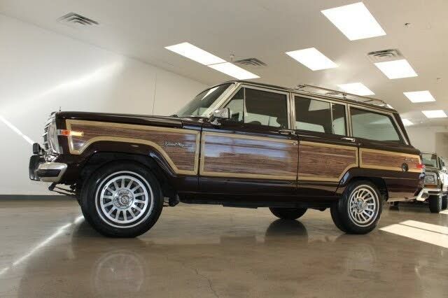 Used 1989 Jeep Grand Wagoneer AWD/4WD image 12