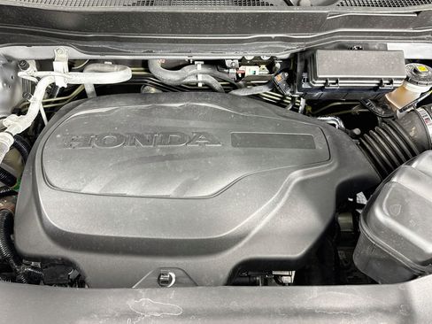 Certified 2023 Honda Passport TrailSport image 30