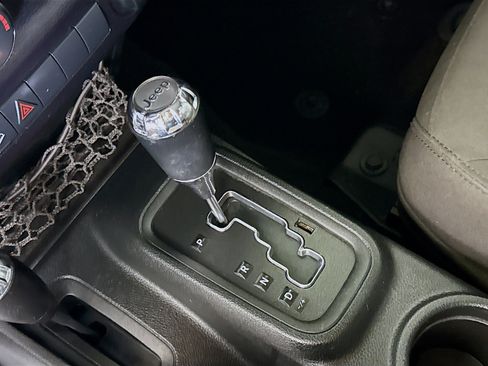 Used 2017 Jeep Wrangler Unlimited Sport w/ Quick Order Package 24S image 19