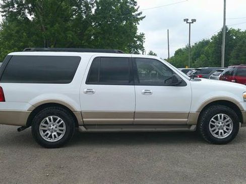 Used 2011 Ford Expedition EL XLT w/ 202A Rapid Spec Order Code AWD/4WD image 3