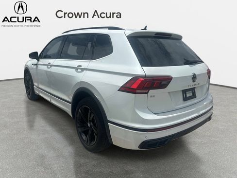 Used 2023 Volkswagen Tiguan SE R-Line FWD image 2